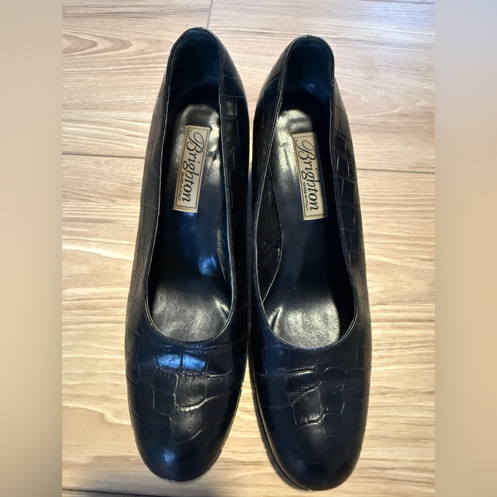 Vintage Made in Italy Brighton Women's Black Croc-Patterned Block Heels. Size 8